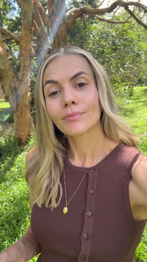 Video testimonial thumbnail